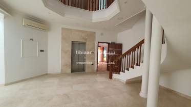 12 Bedroom Villa for Sale in Athaiba