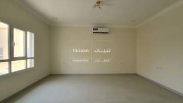 7 Bedroom Villa for Sale in Mawaleh
