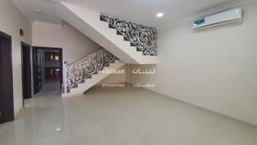7 Bedroom Villa for Sale in Mawaleh