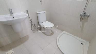 8 Bedroom Villa for Rent in Mawaleh
