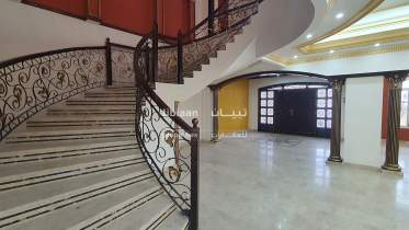 8 Bedroom Villa for Rent in Mawaleh