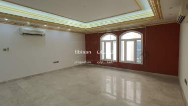 8 Bedroom Villa for Rent in Mawaleh