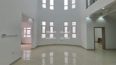 5 Bedroom Villa for Rent in Ansab