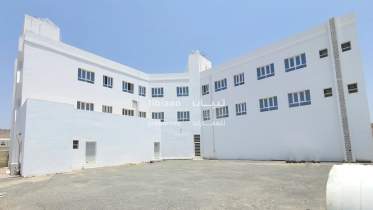 شقق ومكاتب للإيجار بالمسفاة