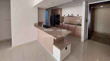 شقة حديثة للبيع في بوشر