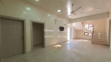 5BHK Villa for Rent  in Mabela
