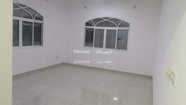 فيلا للبيع في الموالح الجنوبية