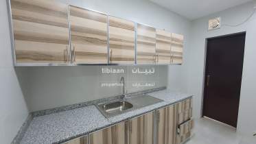 شقة للايجار في العذيبة