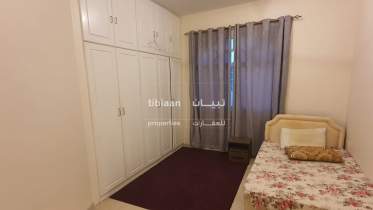 4 Bedrooms Twin villa for Sale in Alhail North