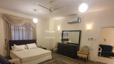 4 Bedrooms Twin villa for Sale in Alhail North