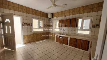Villa for Rent in Ghubrah North 