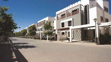 فيلا بها 3 غرف نوم للبيع في السيب