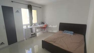 شقة واسعة بها 3 غرف نوم للبيع في الحيل الشمالية