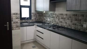2 Bedroom Flat for Sale in Bawsher