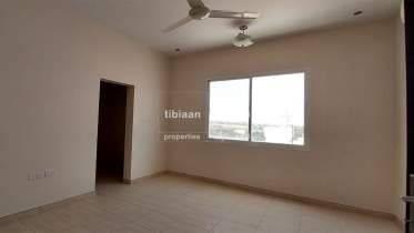 شقة بثلاث غرف نوم للايجار في القرم