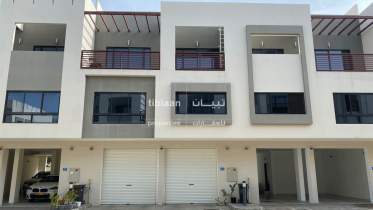 5 Bedrooms Villa for Sale in Al Seeb