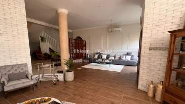 فيلا مؤثثة للبيع في الحيل الشمالية