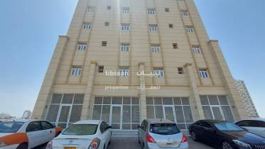 شقة سكنية للأيجار في المعبيلة