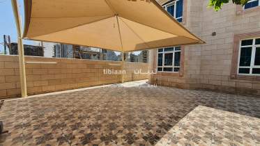 Villa for rent in al hail