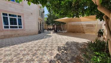 Villa for rent in al hail