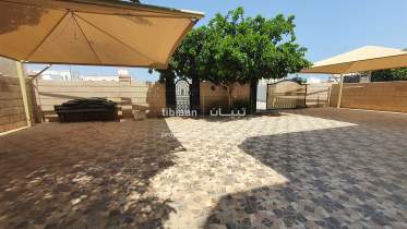 Villa for rent in al hail