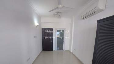 Flat for rent in Bausher With free Wifi