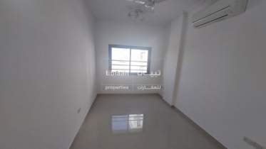 Flat for rent in Bausher With free Wifi