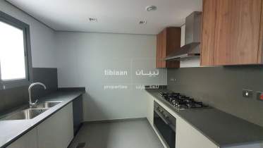 شقة للإيجار في القرم