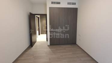 Spacious flat for rent in muscat hills / Boulevard Tower