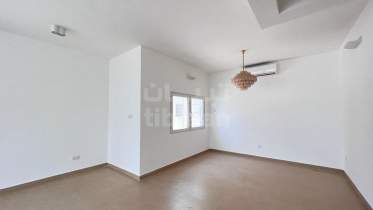 Villa for Sale in Al Qurum