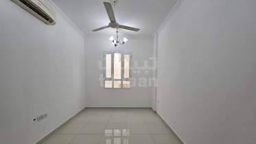 Flat for rent in Al Ghubrah North