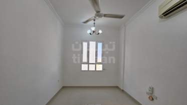 Flat for rent in Al Ghubrah North