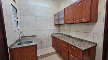 Flat for rent in Al Ghubrah North