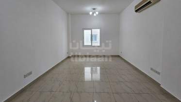 Flat for rent in Shatti Al Qurum