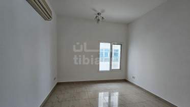 Flat for rent in Shatti Al Qurum