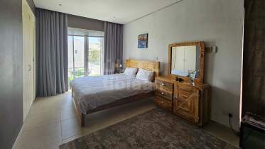 Luxurious fully furnished villa for rent in Al Mouj
