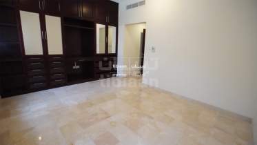 Villa for Sale in Al Hail South