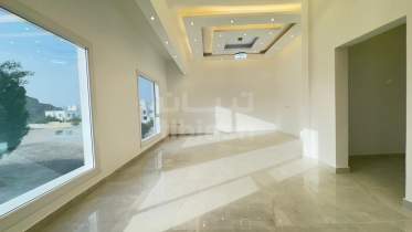 3 modern villas for sale in Al Amarat