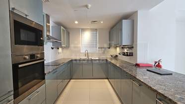 Apartment for Rent in Al-Mouj