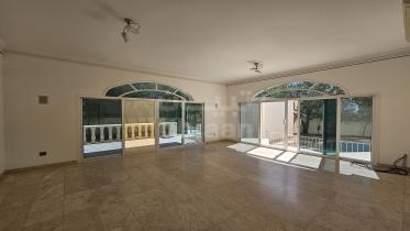 Luxury Villa for Rent Near Al Qurum Park