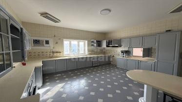 فيلا للإيجار في الحيل الجنوبية