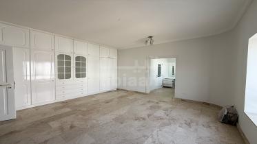 فيلا للإيجار في الحيل الجنوبية