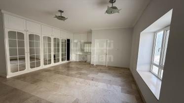 فيلا للإيجار في الحيل الجنوبية